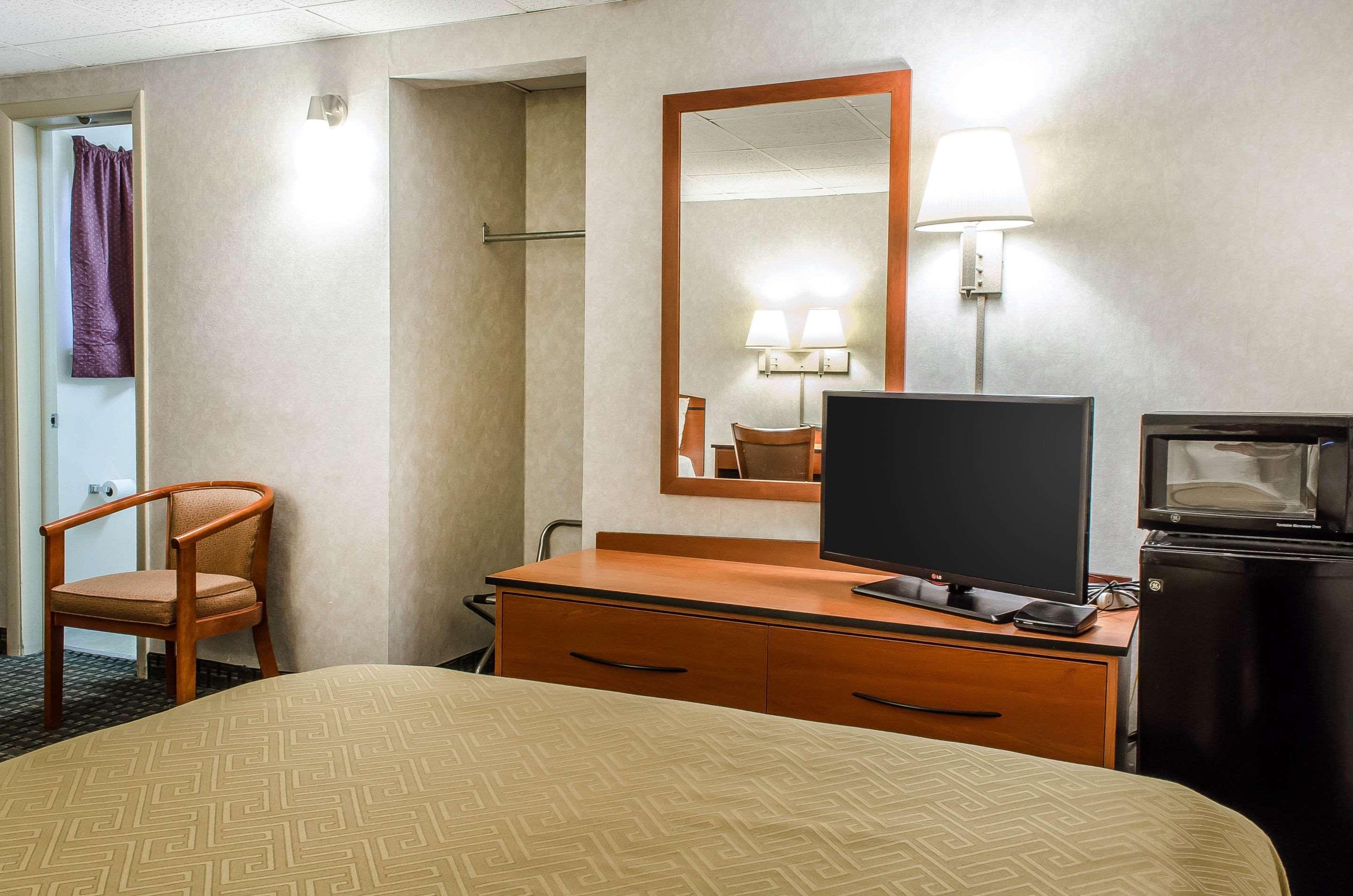Rodeway - Near 2* State College