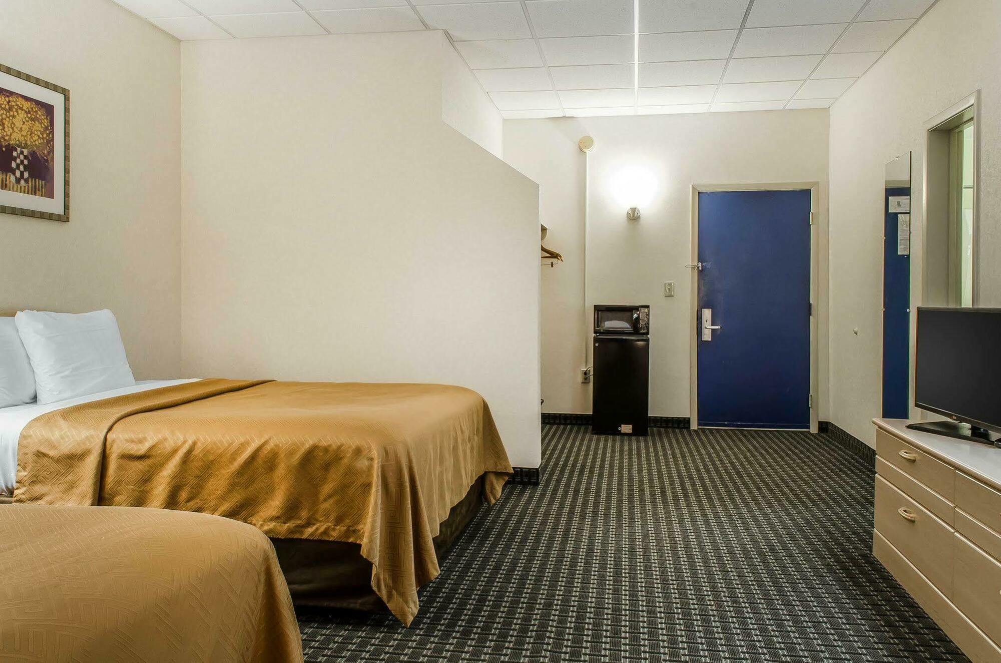 Mini-hôtel Rodeway - Near 2*